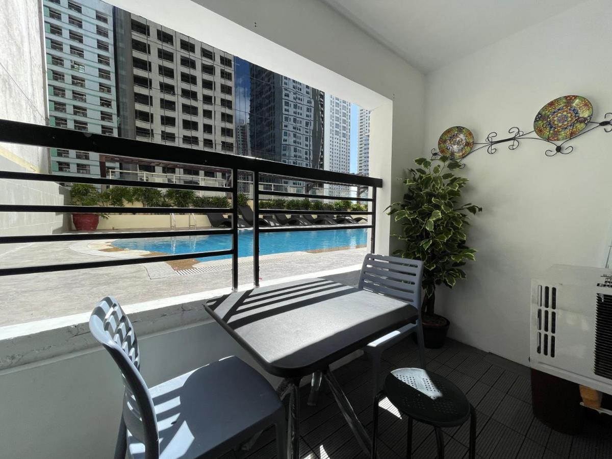 Poolside Family Room Greenbelt Makati San Pedro Makati Exterior foto
